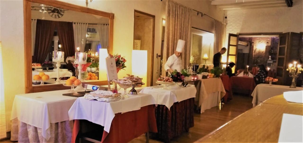 Hotel Polak Zamosc  Ngoại thất bức ảnh