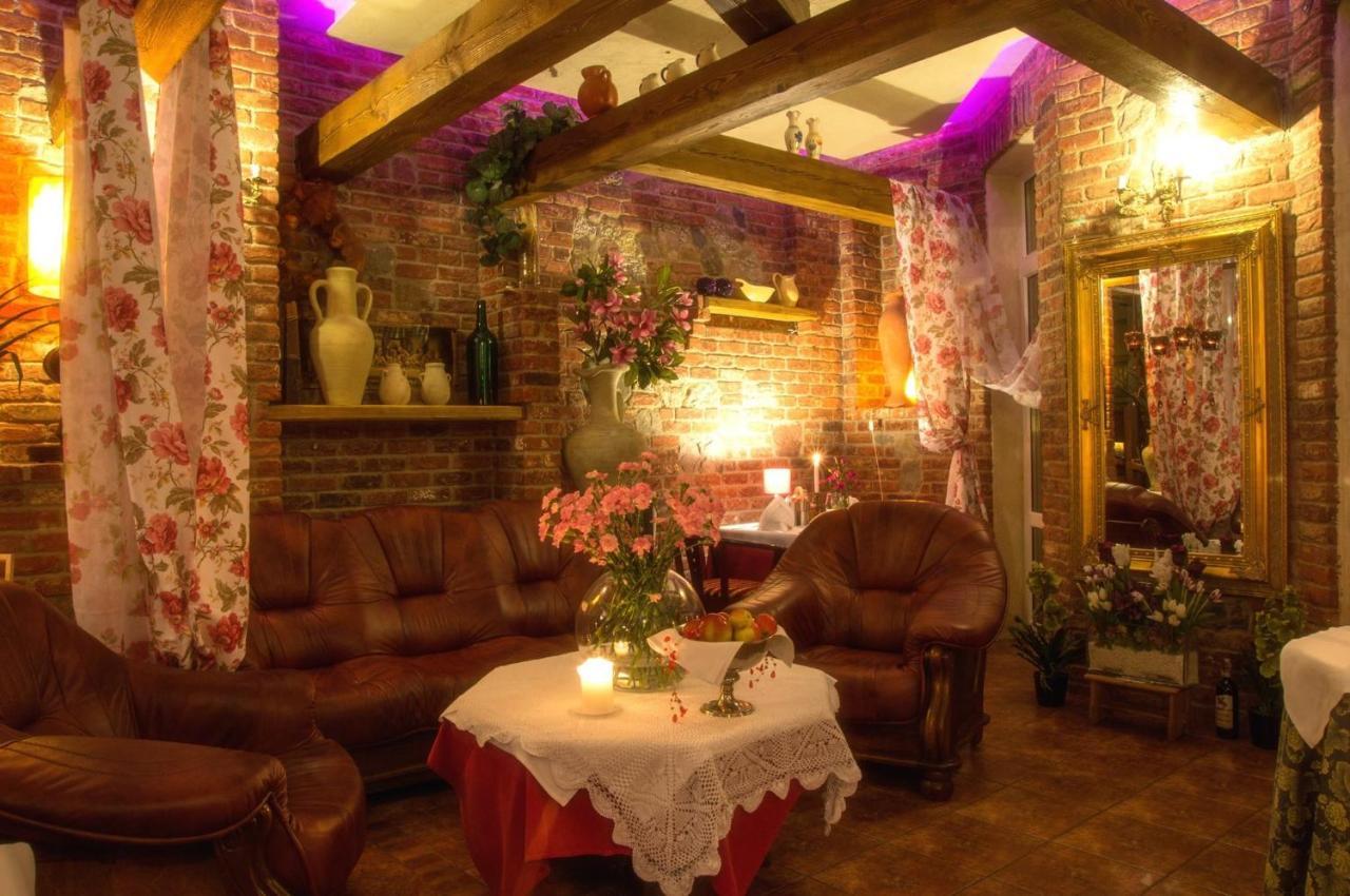 Hotel Polak Zamosc  Ngoại thất bức ảnh