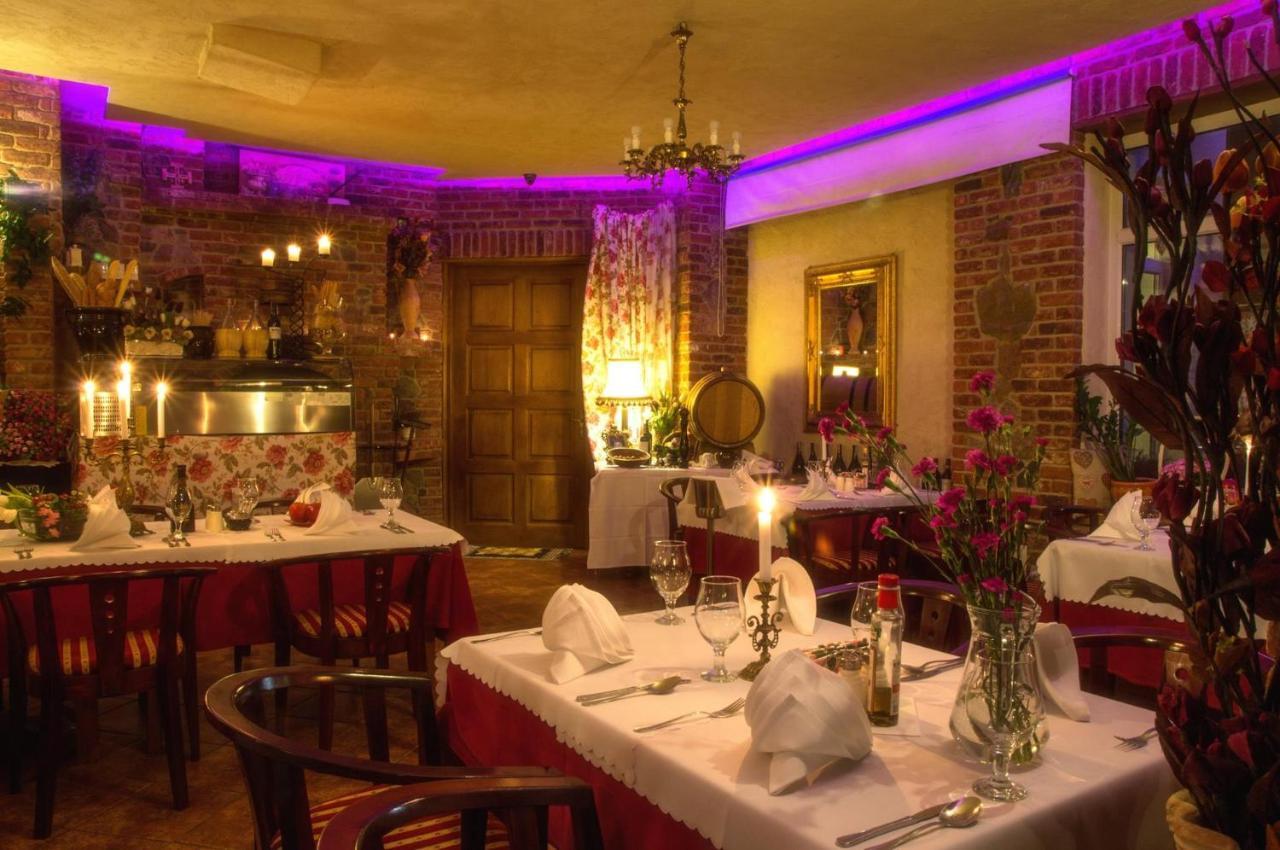 Hotel Polak Zamosc  Ngoại thất bức ảnh