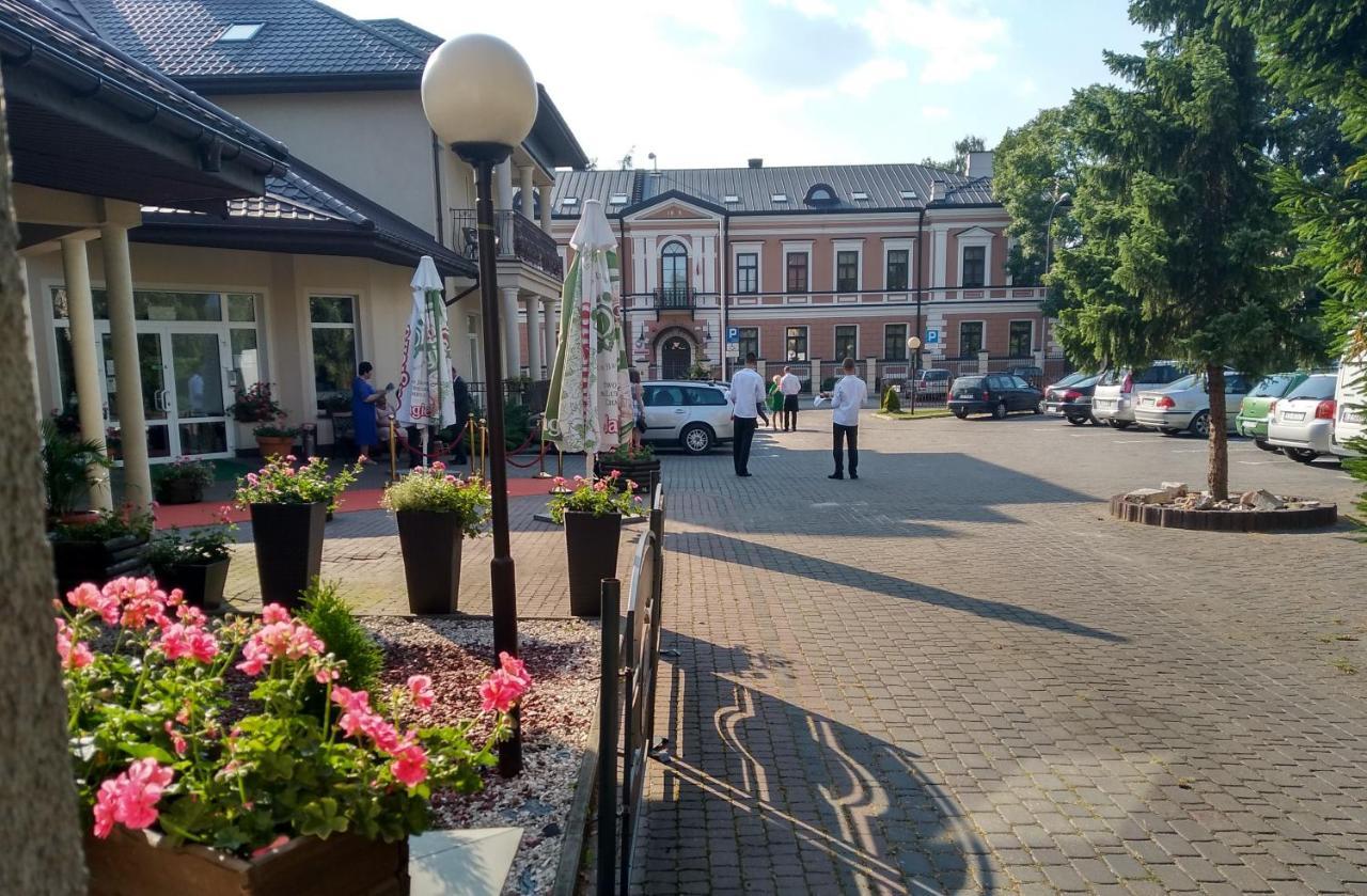 Hotel Polak Zamosc  Ngoại thất bức ảnh